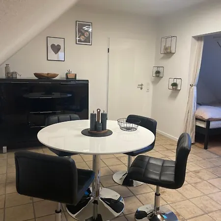 - Elias - Adults Only * Dortmund